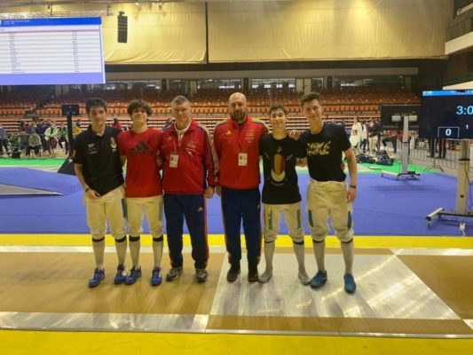 Scrimă: Echipa masculină de sabie a României a cucerit bronzul la Europenele de cadeţi