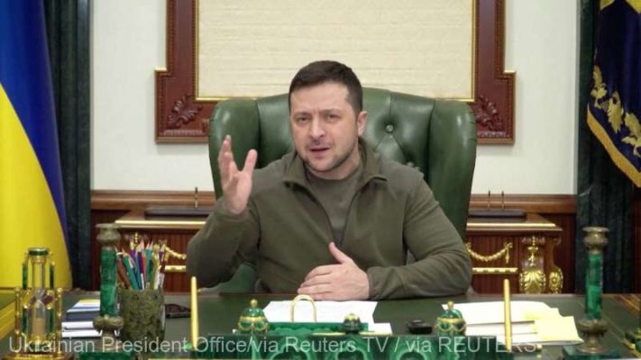 Zelenski afirmă că nu mai vrea să insiste asupra aderării Ucrainei la NATO