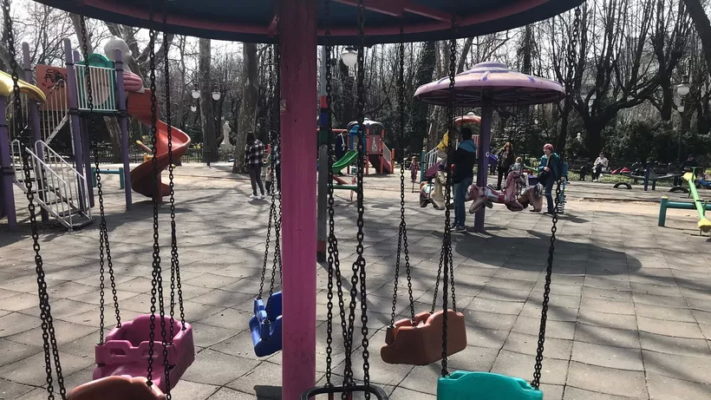 ANPC a controlat 33 de parcuri şi locuri de joacă din sectorul 1 al Capitalei; 30 au fost oprite temporar