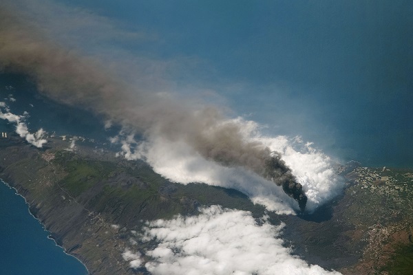 Fotografia vulcanului din insula La Palma, câştigătoarea concursului ‘Image of the Year’ organizat de NASA