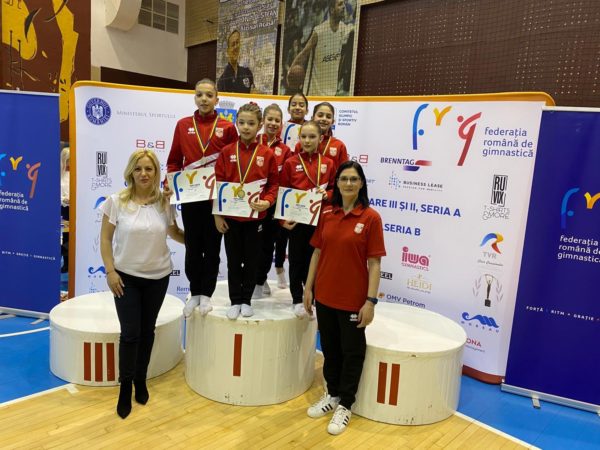 Gimnastică artistică: Larisa Iordache, la prima medalie obţinută în calitate de antrenoare