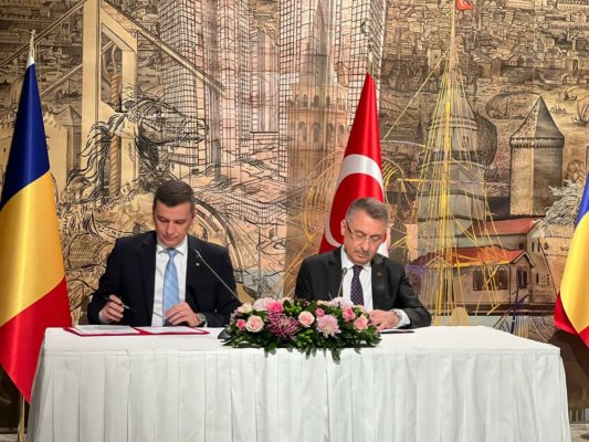 Ministrul Transporturilor a semnat la Istanbul un Protocol de colaborare şi un Plan de acţiuni