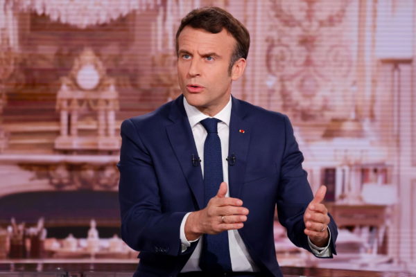 VIDEO Ucraina: Macron denunţă criticile ”scandaloase” ale premierului polonez