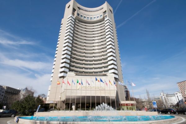 Comisarii de la Protecţia Consumatorilor au propus închiderea definitivă a Hotelului Intercontinental