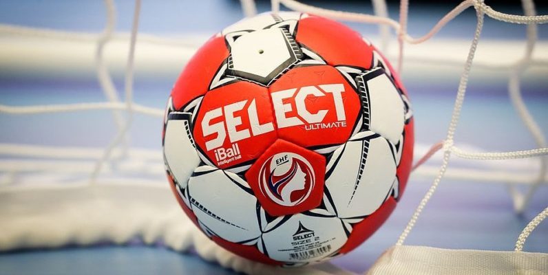 Handbal feminin: CS Rapid, SCM Râmnicu Vâlcea şi Măgura Cisnădie, calificate la turneul Final Four al Cupei României