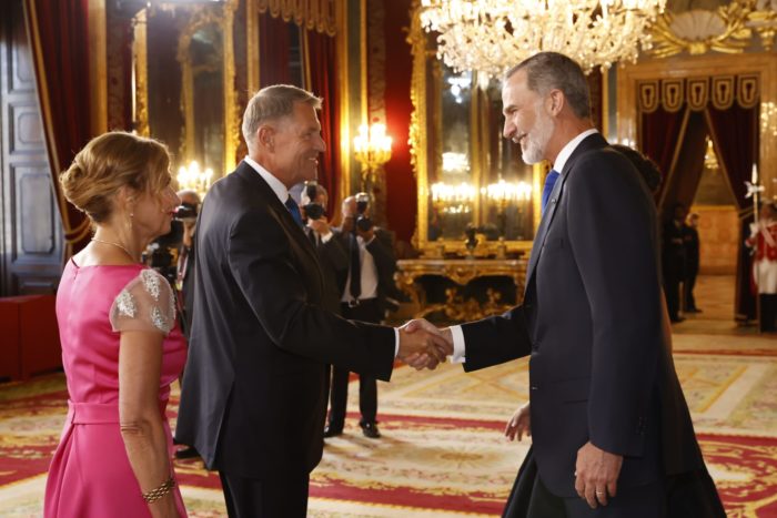 Preşedintele Iohannis, la dineul de gală oferit în onoarea şefilor de stat şi de guvern care participă la Summitul NATO