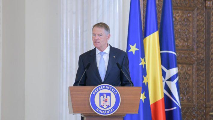 Preşedintele Iohannis participă, la Haga, la o reuniune în format restrâns, de pregătire a Summitului NATO