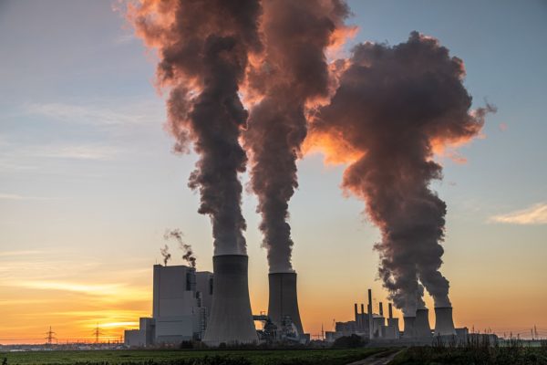 Climă: Concentraţii record de gaze cu efect de seră în atmosfera Pământului în 2021 (agenţie americană)