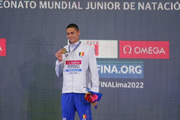 VIDEO Înot: David Popovici a câştigat medalia de aur la 200 m liber, la Mondialele de juniori