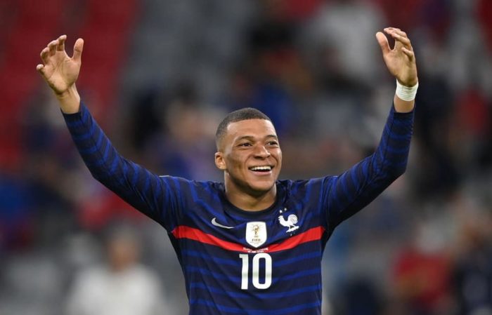 Fotbal: Nu am cerut să fiu vândut la Real Madrid, afirmă Mbappe
