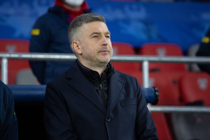 Fotbal: Edward Iordănescu – Echipa naţională scrie istorie şi merge la EURO câştigând grupa de o manieră de necontestat
