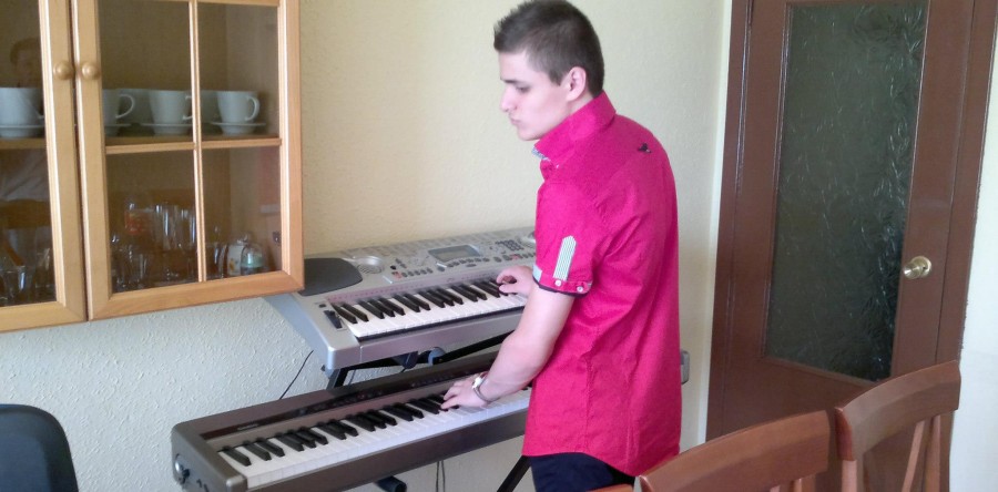 Interviu Ionut Abagiu, pianist (nevazator) la Oameni de Succes, Radio Românul