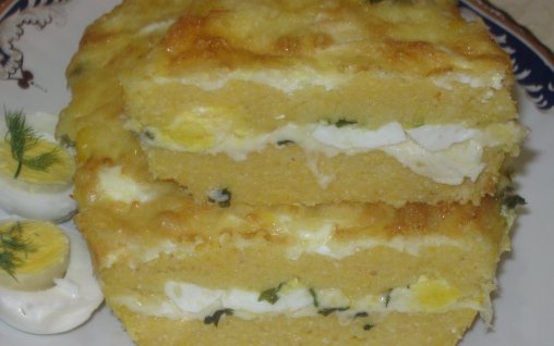 Mamaliguta cu branza de burduf si oua la cuptor