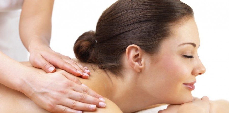Masajul reduce inflamaţia şi scade durerea
