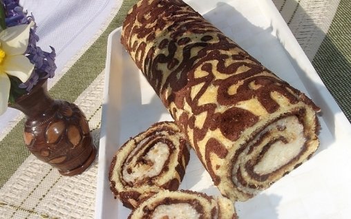 Rulada cu crema de nuca de cocos