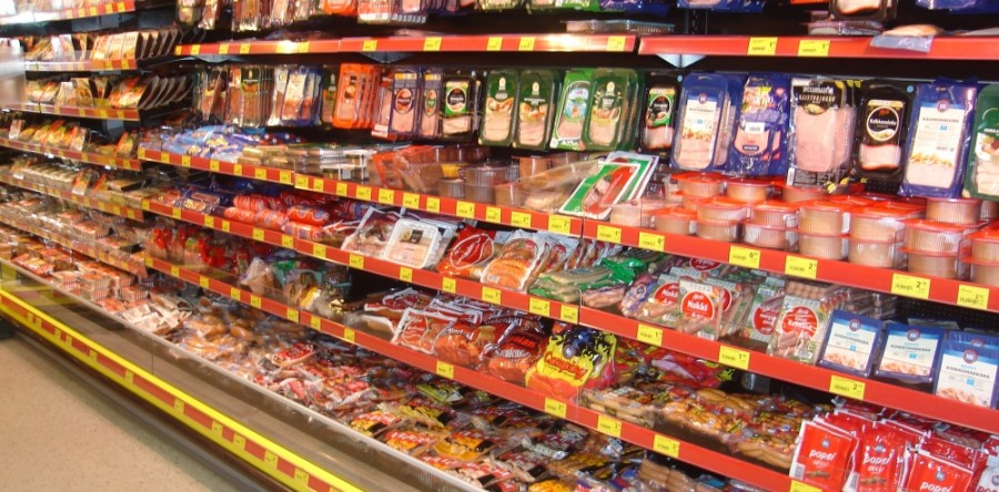 Ponta: TVA redus la produse alimentare cel târziu din 2016, dar este nevoie de creşterea subvenţiilor