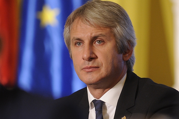 Teodorovici: România se află în acest moment la o rată de absorbție a fondurilor europene de 51,81%