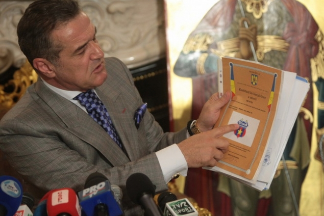 Uite cat i-a cerut Armata lui Becali pentru a-l lasa sa foloseasca brand-ul Steaua!