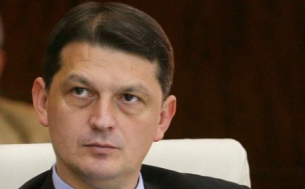 Fostul ministru de Interne, Gabriel Berca, şi fostul deputat, Mihai Banu, trimişi în judecată în stare de arest preventiv
