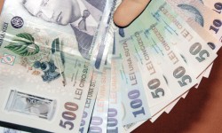 Creșterea economiei românești s-a bazat pe comerț, industrie și comunicații în primul semestru