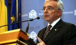Isărescu: Lucrarea “Minerale industriale și roci utile” conține bănci de date privind resursele de subsol ale României