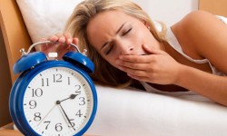 VEZI Lista cu băuturi şi alimente care alungă insomnia