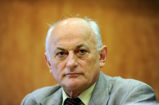 Mihai Ionescu: Deprecierea lirei cu 15% produce pierderi de 1,5 milioane euro pe zi exportatorilor români în Marea Britanie
