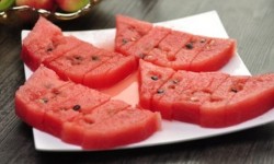 Te ferește de infecții: Află cele 7 motive pentru care să mănânci mai mult pepene verde