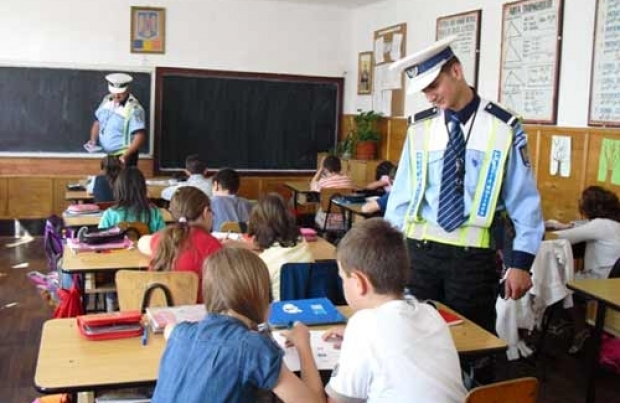 Poliția Capitalei lansează primul proiect de prevenire a hărțuirii în școli