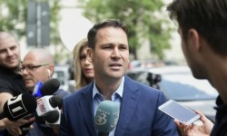 Robert Negoiță, urmărit penal în dosarul de plagiat pentru abuz în serviciu și instigare la fals