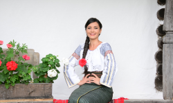 Un interviu deosebit cu interpreta de muzică populară Sînziana Ștefan. Ce provocare ar accepta în privința muzicii?