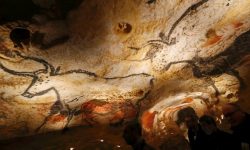 ITINERARII TURISTICE O replică fidelă a peșterii din Lascaux, deschisă publicului