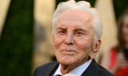 Kirk Douglas, cei 100 de ani ai ultimului supraviețuitor al epocii de aur a Hollywood-ului
