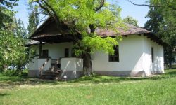 CASE MEMORIALE: Casa Memorială “Mihai Eminescu” de la Ipotești