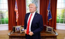 Donald Trump l-a înlocuit pe Barack Obama …în muzeul Madame Tussauds din Londra