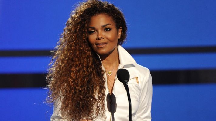 Janet Jackson a născut un băiețel la vârsta de 50 de ani