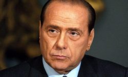 Berlusconi a scos la licitație un prânz cu el și va dona banii pentru repararea pagubelor produse de cutremure