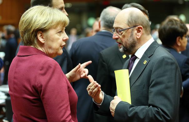Germania: Merkel ar fi învinsă de Schulz, în cazul unui vot direct pentru alegerea cancelarului (sondaj)