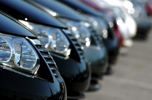 Scădere cu 65% a înmatriculărilor de autoturisme scumpe, noi și rulate, în ianuarie 2017 (DRPCIV)