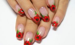 Cine a inventat unghiile false?