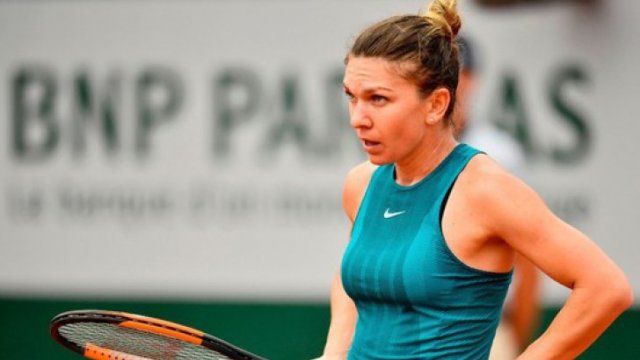 Tenis: Simona Halep, învinsă de Ashleigh Barty, la Sydney, în meciul său de debut în 2019