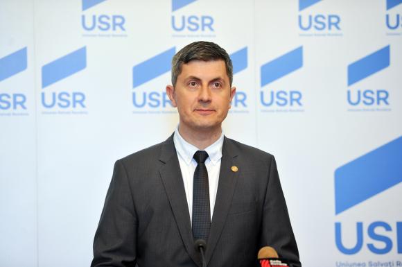 VIDEO ”USR repară după PSD” – Uniunea Salvaţi România prezintă soluţii pentru când va veni la guvernare