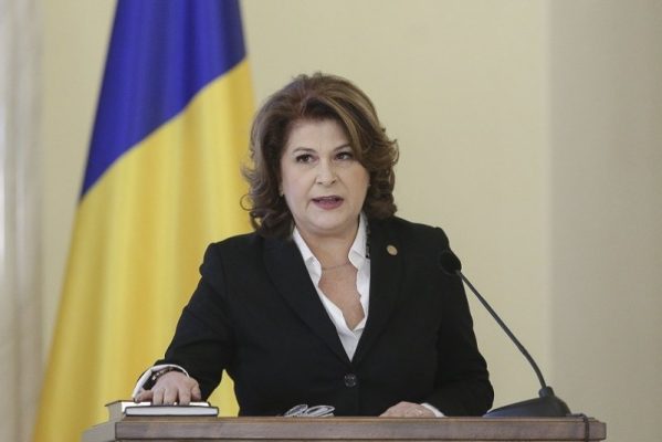 Ministrul Transporturilor a discutat cu reprezentanţii COTAR despre eliminarea “pirateriei” din transporturi