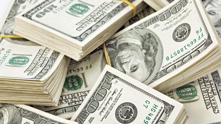 SUA – O femeie din California a primit după 50 de ani pensia alimentară pentru fiica sa