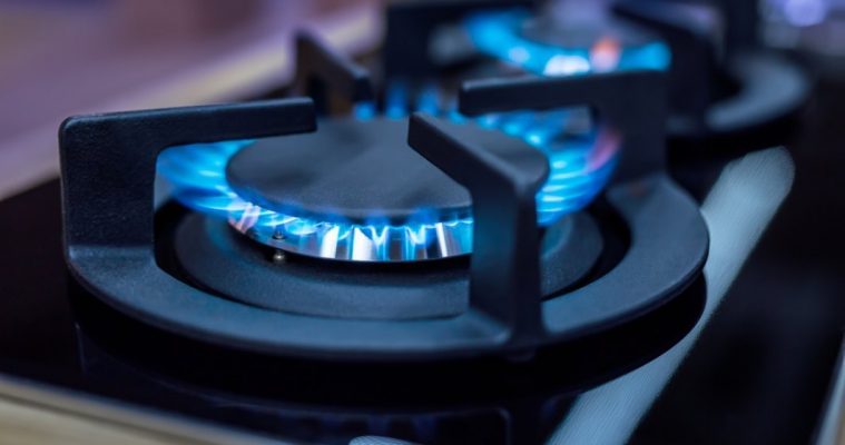 Stab (Engie): 90% din locuitorii satelor izolate nu îşi permit costurile de racordare la gaze, care ajung la 3.000 de euro