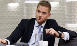 Fostul ministru Ilan Laufer, suspect de evaziune şi delapidare în dosarul lui Carmen Adamescu (surse)