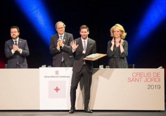 Fotbal: Leo Messi a primit ‘Crucea Sant Jordi’ pentru modestie şi cinste