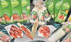 SALBAC a lansat Salamul Mozaic cu Piper și Salamul Uscat Presat