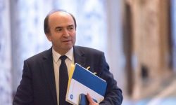 Toader: Pe masa Guvernului nu a ajuns niciun proiect referitor la amnistie şi graţiere