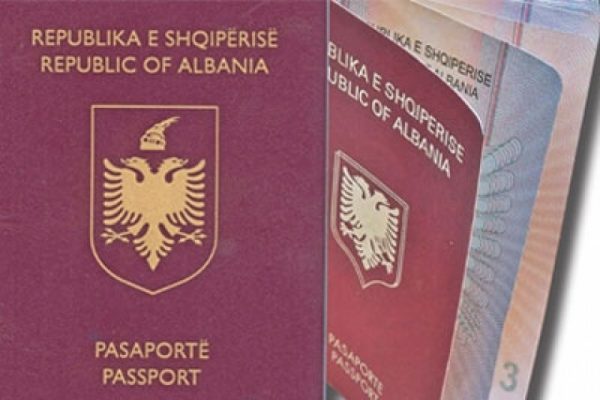Olanda cere Uniunii Europene să reintroducă vizele pentru cetăţenii albanezi